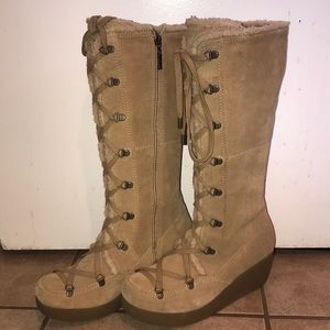 R2 Suede Lace Up Wedge Faux Fur Trim Winter Boots